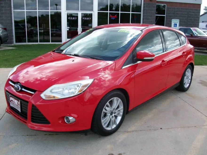 2012 Ford Focus SEL photo 1