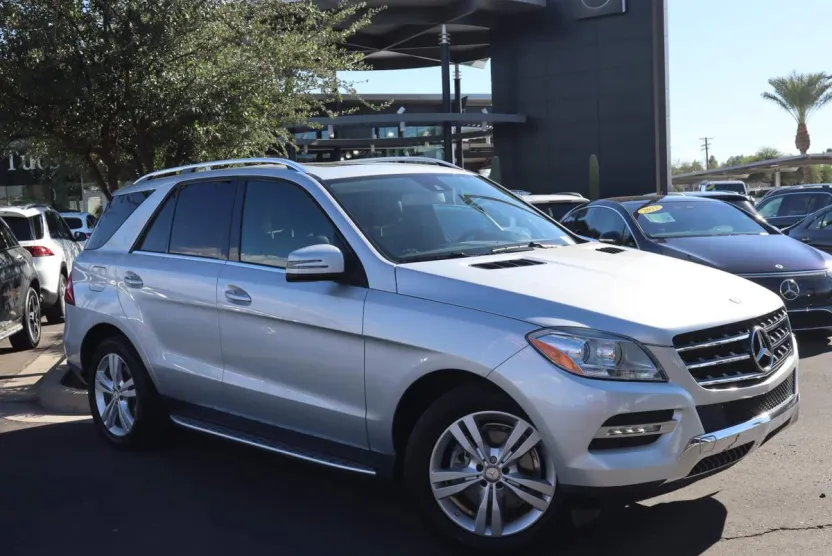 2015 Mercedes Benz ML 350 4MATIC photo 1