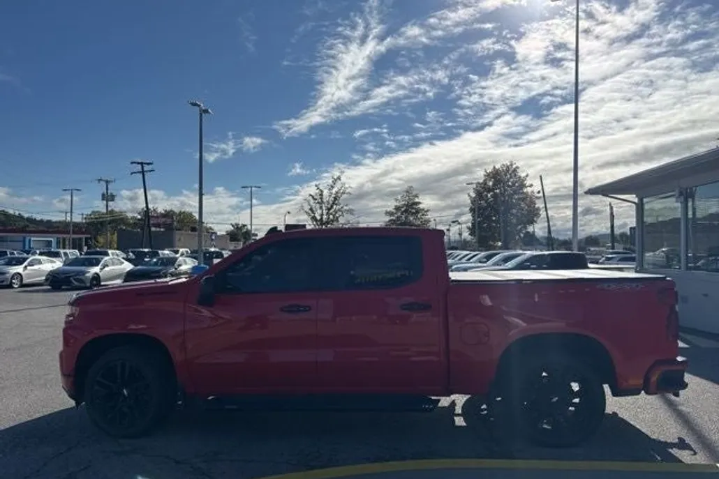 2021 Chevrolet Silverado 1500 RST photo 1