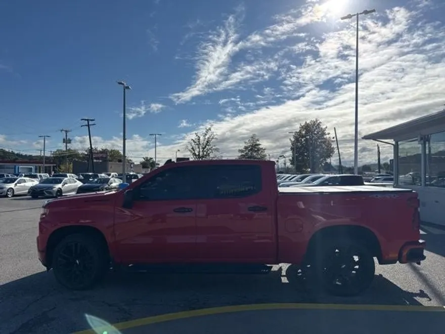2021 Chevrolet Silverado 1500 RST photo 1