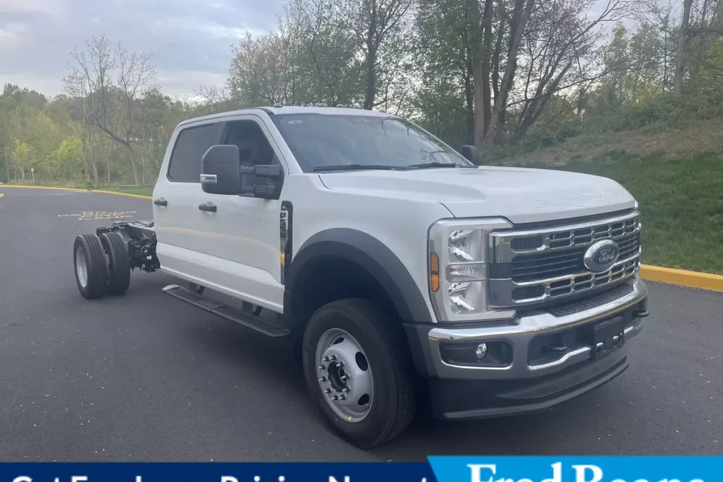 2025 Ford F-550 XL photo 1