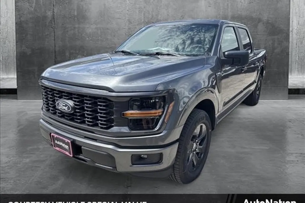2025 Ford F-150 STX photo 1