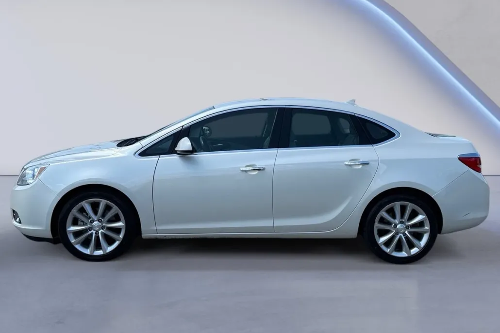 2014 Buick Verano Convenience photo 1