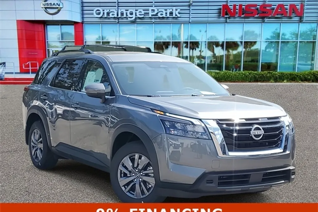 2025 Nissan Pathfinder SV photo 1