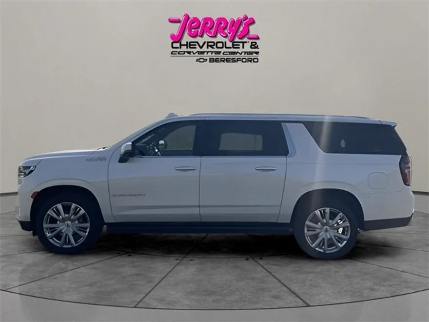 2021 Chevrolet Suburban High Country photo 1