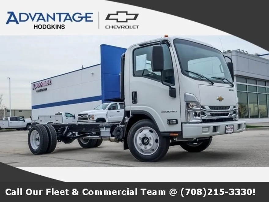 2025 Chevrolet Silverado 4500HD Base photo 1