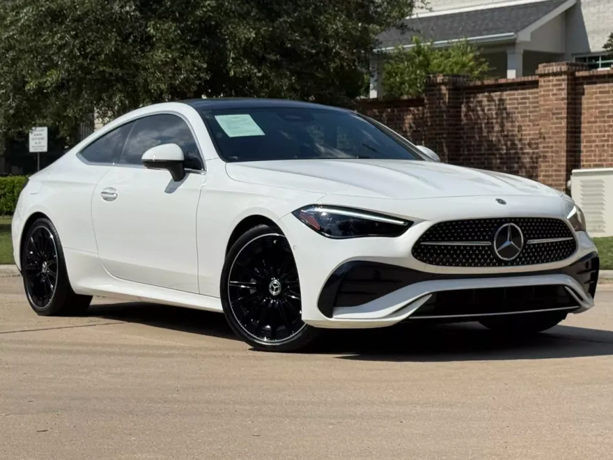 2024 Mercedes Benz CLE 300 photo 1