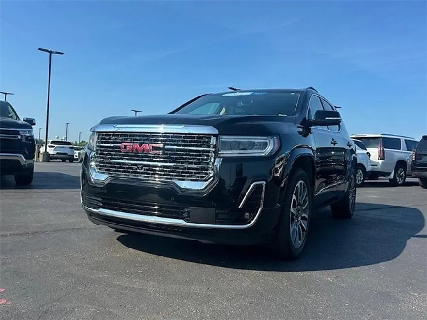 2022 Gmc Acadia Denali photo 1