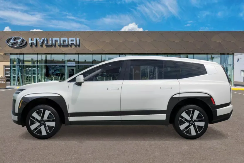 2026 Hyundai Ioniq SEL photo 1