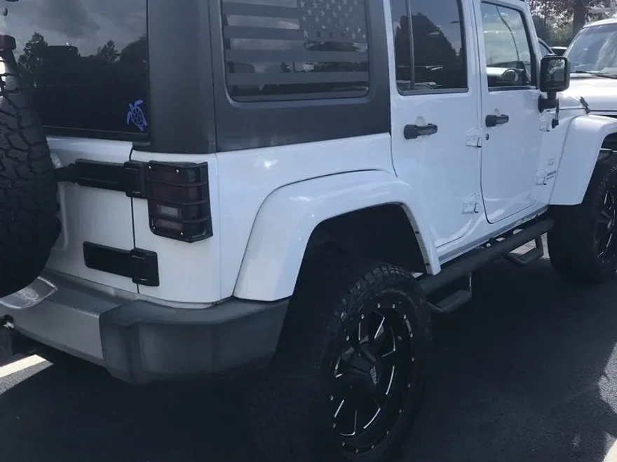 2013 Jeep Wrangler Unlimited Sahara photo 1