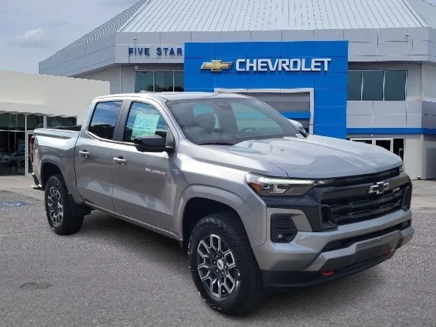 2026 Chevrolet Colorado Z71 photo 1
