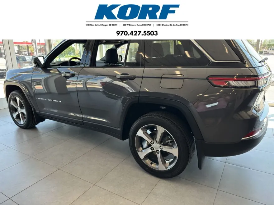 2025 Jeep Grand Cherokee Limited photo 1