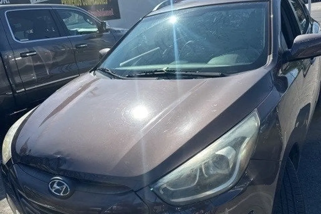 2015 Hyundai Tucson SE photo 1