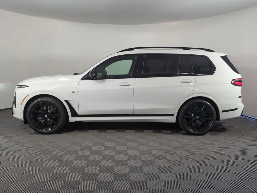 2026 Bmw X7 M60i photo 1