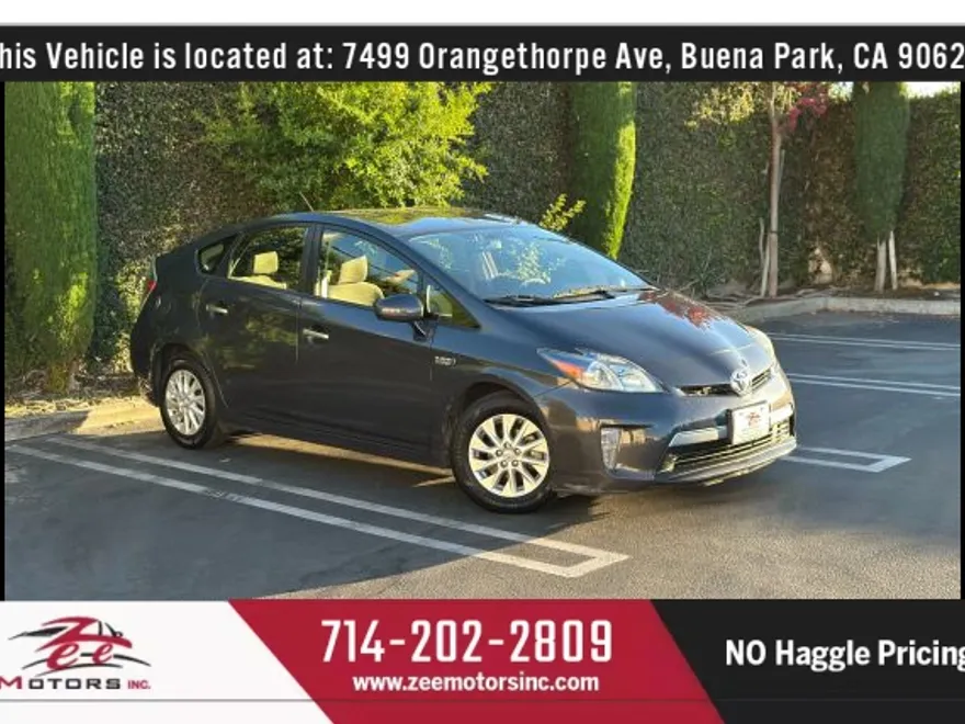 2012 Toyota Prius Plug-in Hybrid photo 1