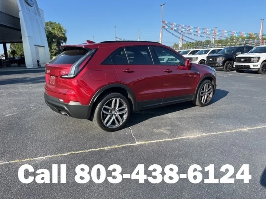 2019 Cadillac XT4 Sport photo 1