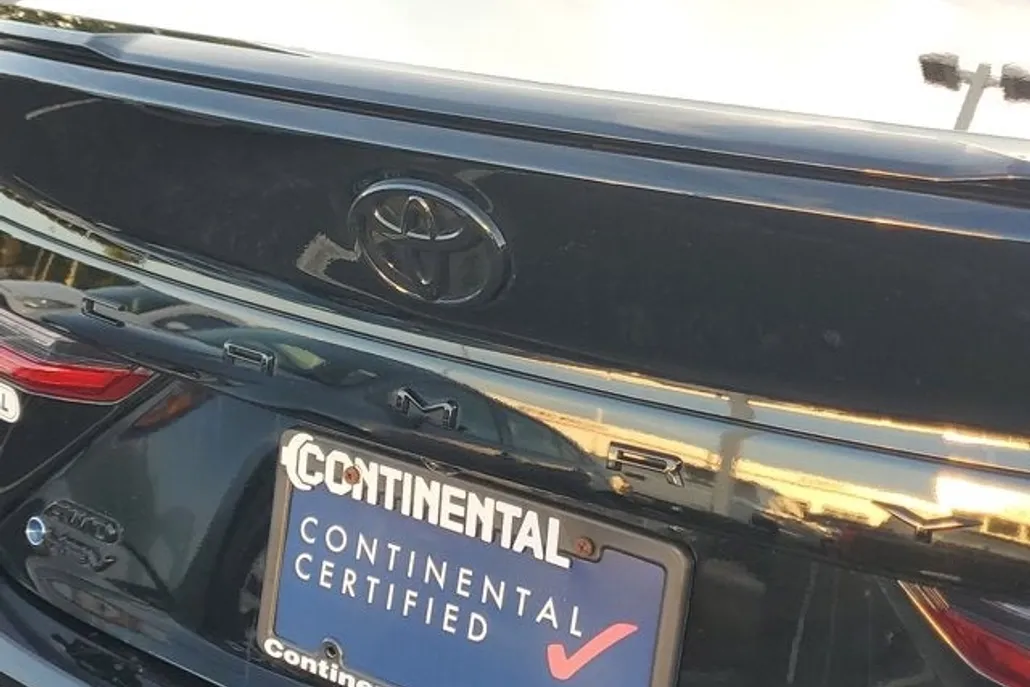 2025 Toyota Camry XSE photo 1