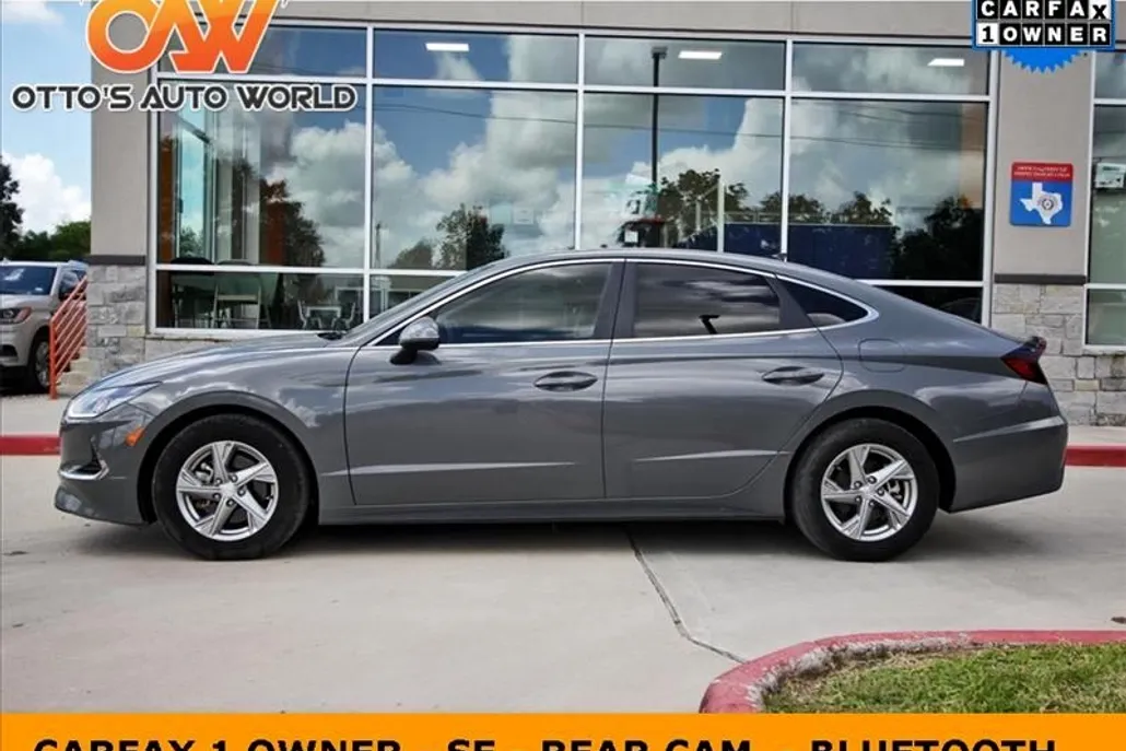 2023 Hyundai Sonata SE photo 1