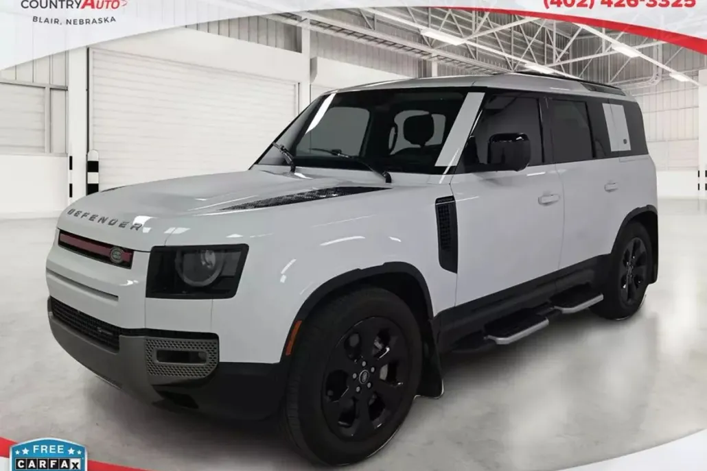 2023 Land Rover Defender 110 X-Dynamic SE photo 1