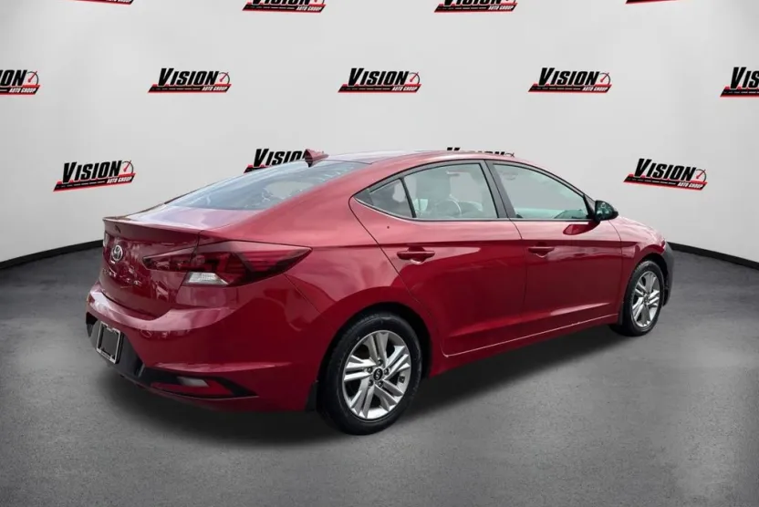 2020 Hyundai Elantra Value Edition photo 1