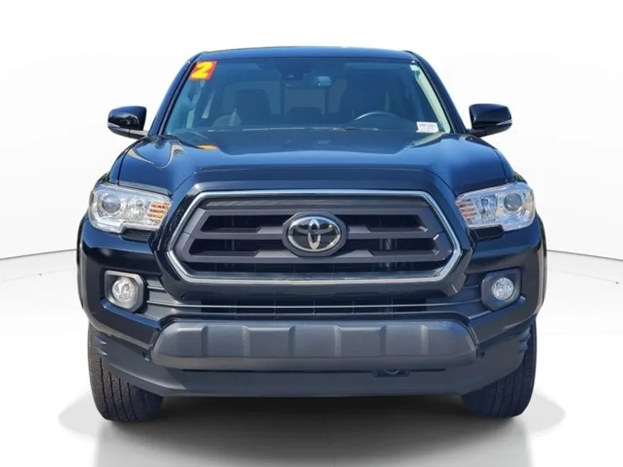 2022 Toyota Tacoma SR5 Double Cab V6 photo 1