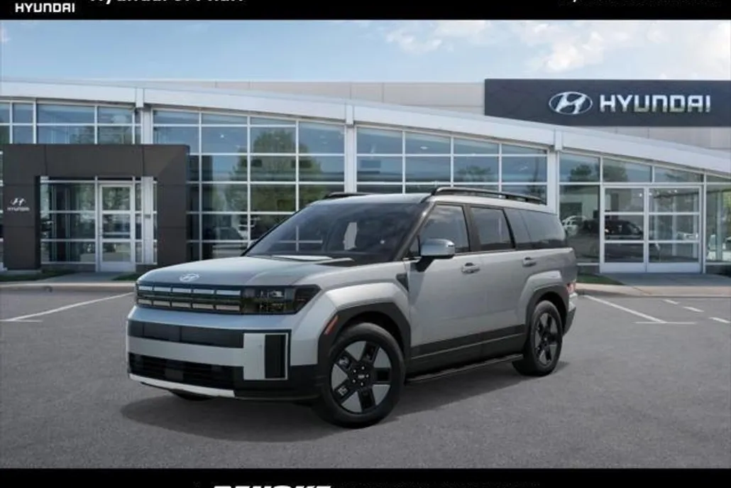 2025 Hyundai Santa Fe SEL photo 1