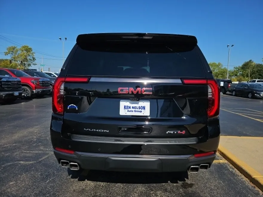 2025 Gmc Yukon AT4 Ultimate photo 1