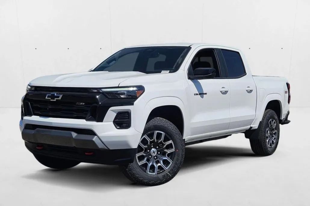 2026 Chevrolet Colorado Z71 photo 1