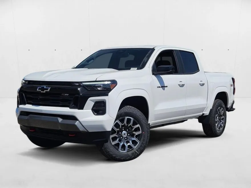 2026 Chevrolet Colorado Z71 photo 1