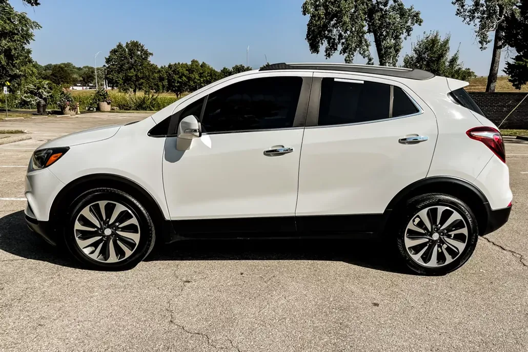 2019 Buick Encore Essence photo 1