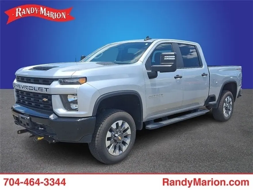 2022 Chevrolet Silverado 2500HD Custom photo 1