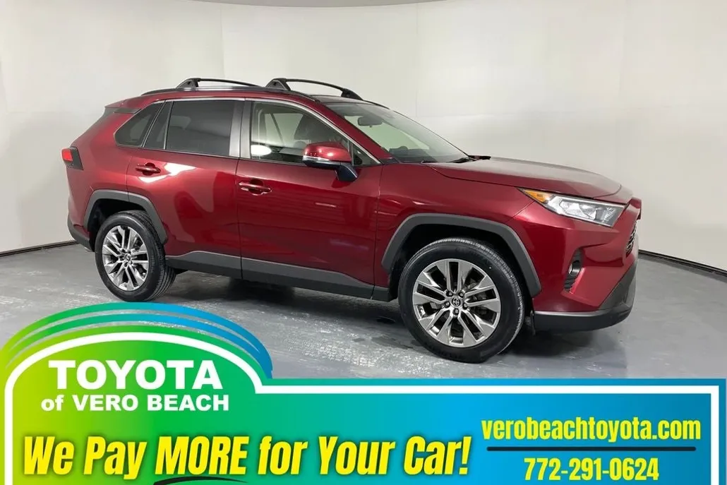 2020 Toyota RAV4 XLE Premium photo 1