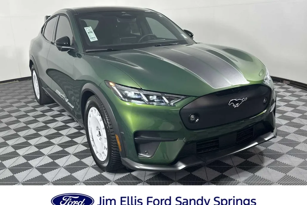 2025 Ford Mustang Mach-E GT photo 1