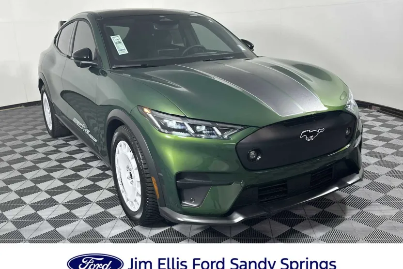2025 Ford Mustang Mach-E GT photo 1