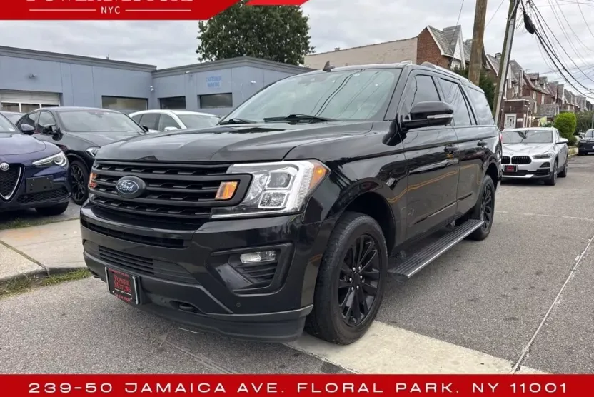 2021 Ford Expedition Limited photo 1