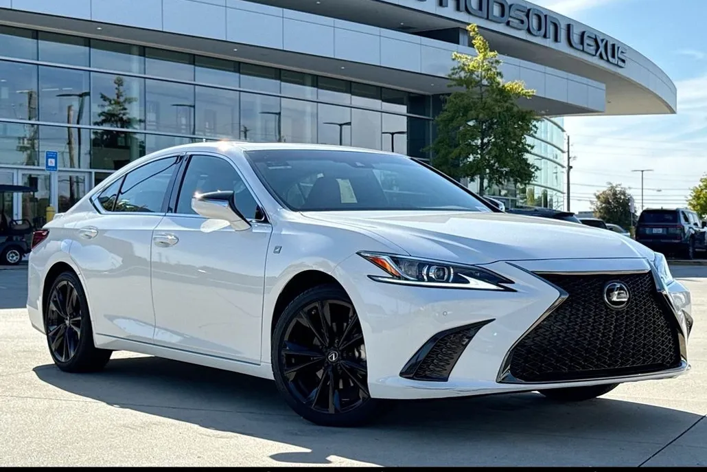 2024 Lexus ES 350 F SPORT Handling photo 1