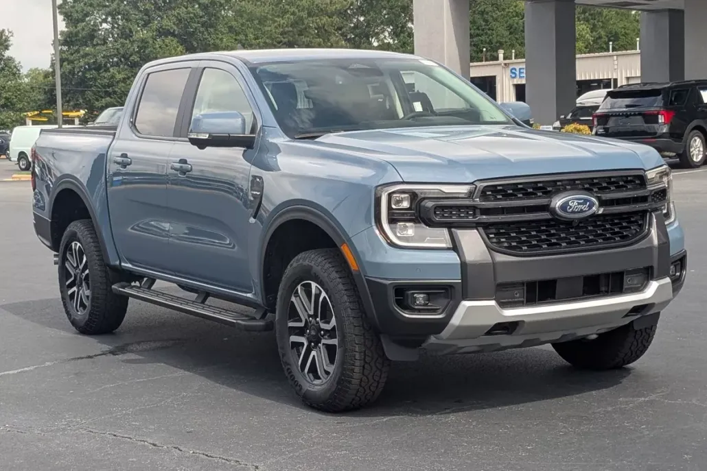 2025 Ford Ranger Lariat photo 1