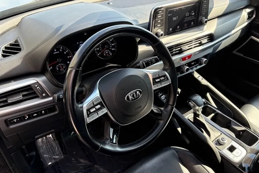 2020 Kia Telluride S photo 1