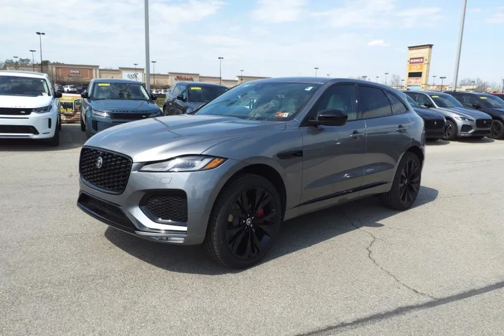 2026 Jaguar F-PACE P400 R-Dynamic S photo 1