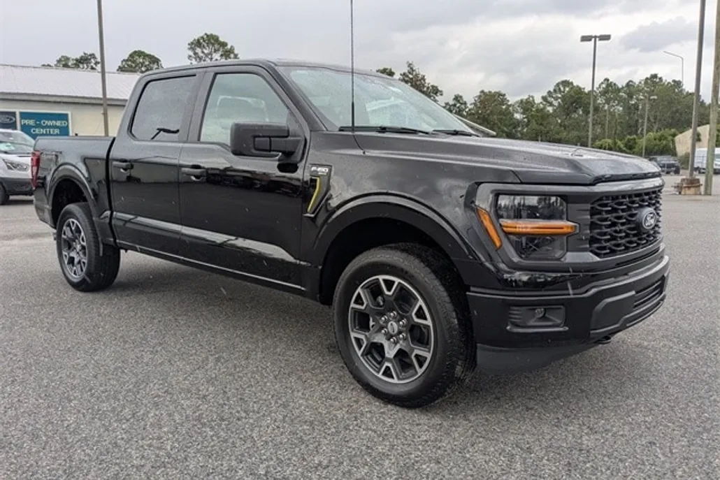 2025 Ford F-150 STX photo 1