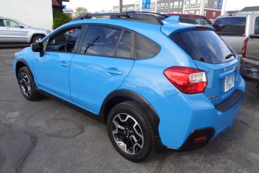 2016 Subaru Crosstrek 2.0i Premium photo 1