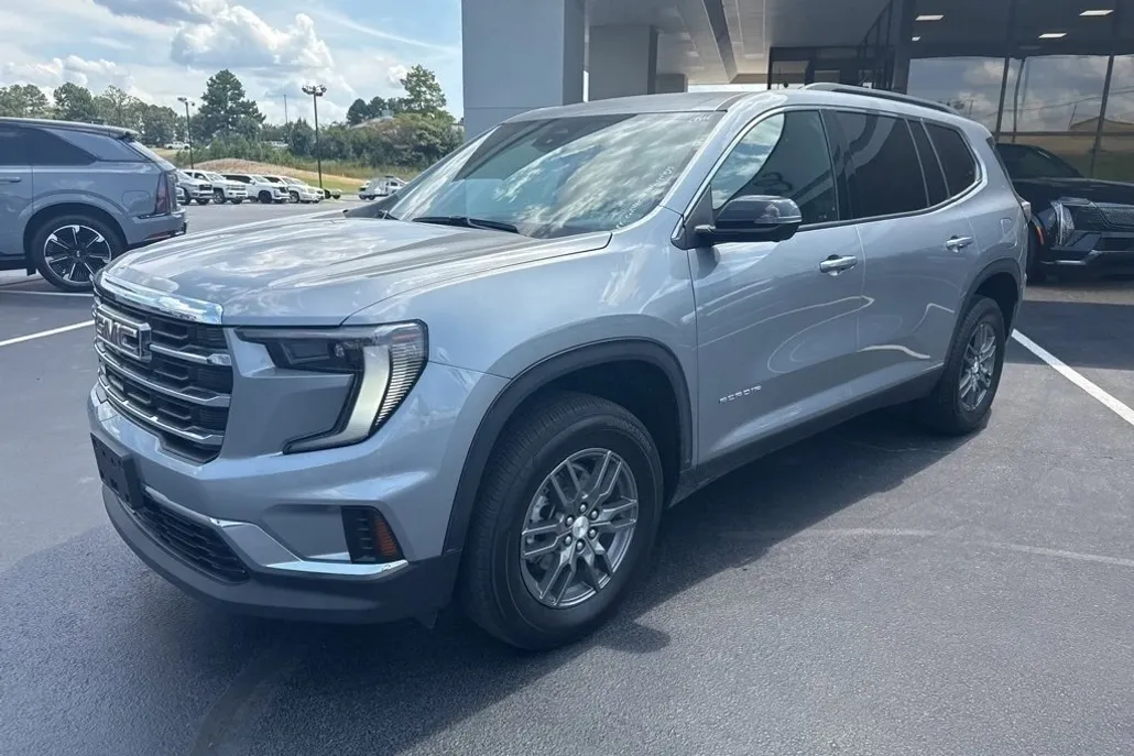 2025 Gmc Acadia Elevation photo 1