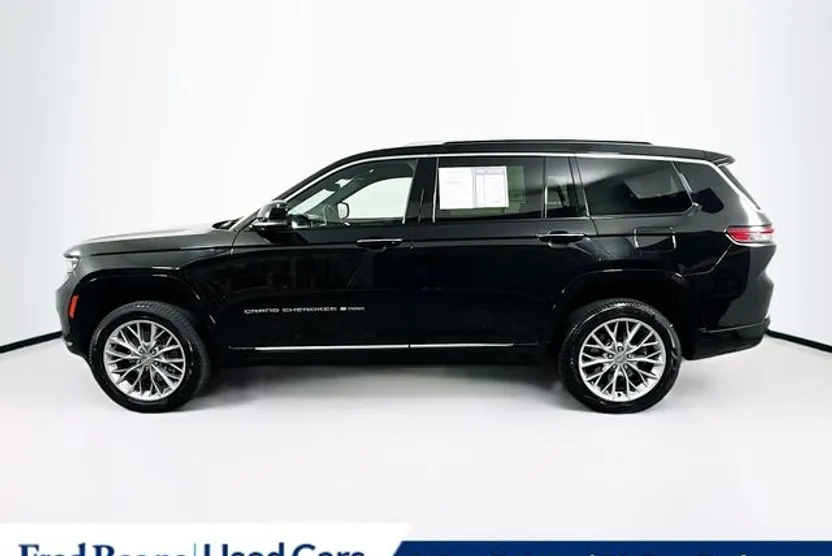 2023 Jeep Grand Cherokee L Summit photo 1