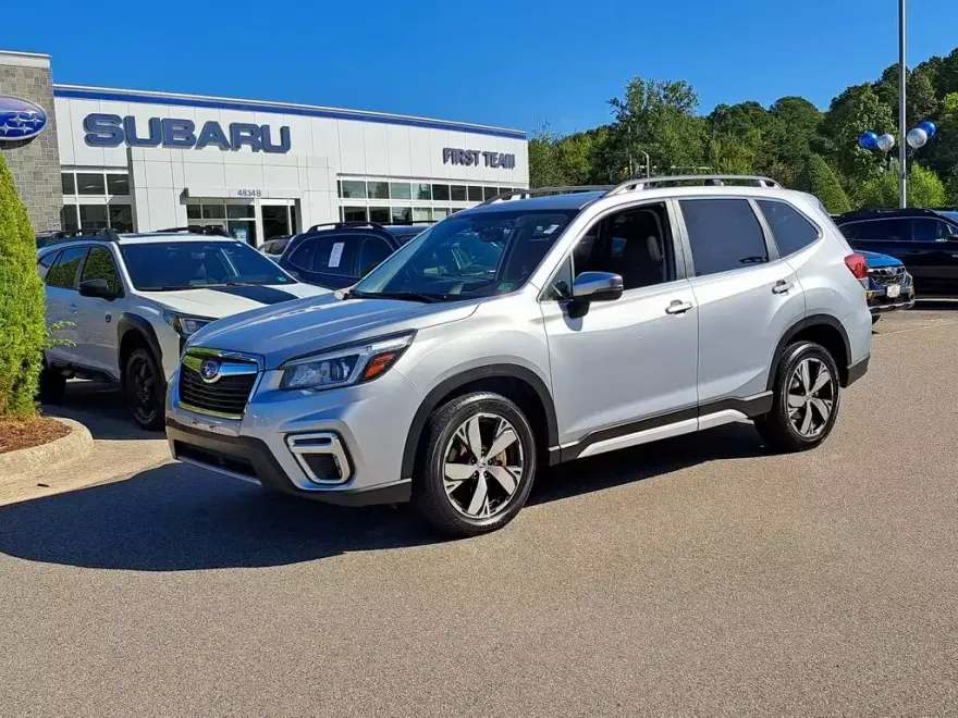 2020 Subaru Forester Touring photo 1