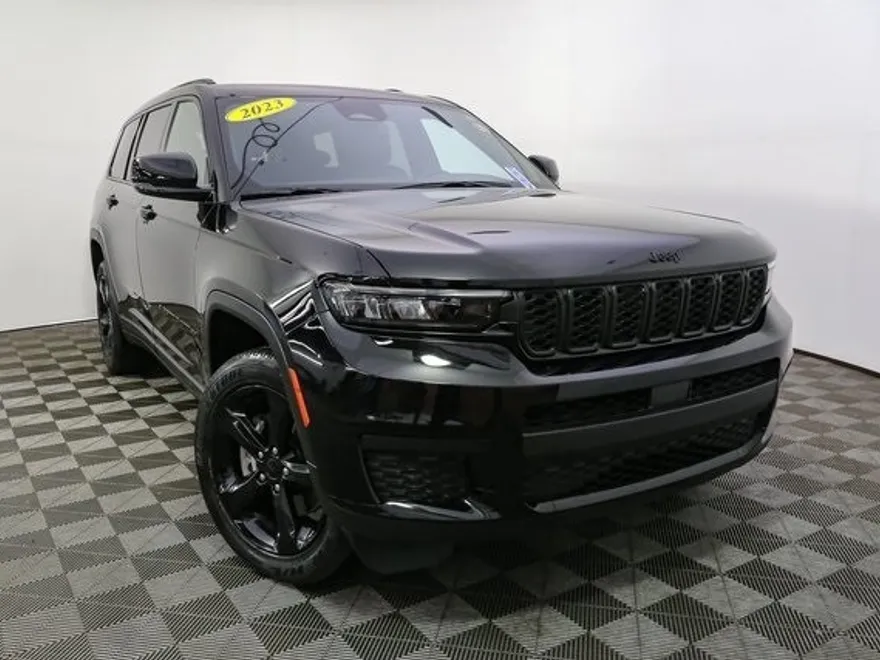2023 Jeep Grand Cherokee Altitude X photo 1