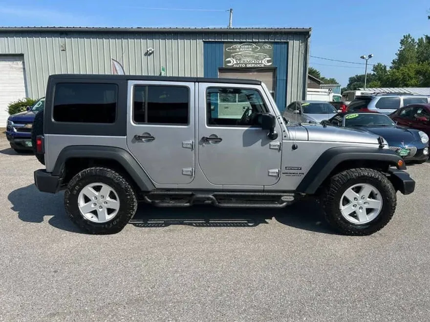 2017 Jeep Wrangler Unlimited Sport photo 1