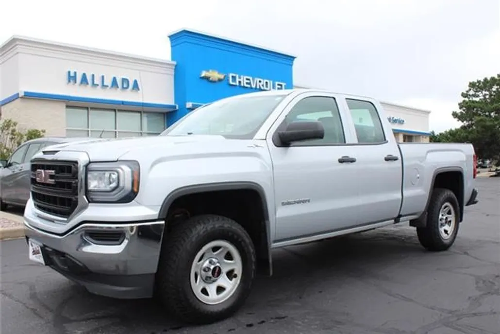 2017 Gmc Sierra 1500 Base photo 1