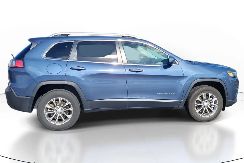 2021 Jeep Cherokee Latitude Lux photo 1