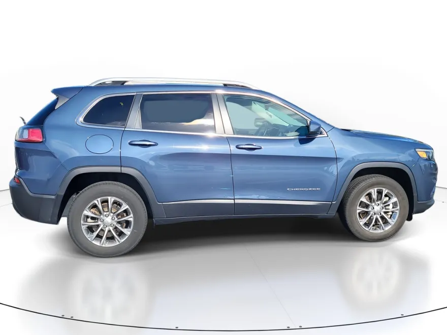 2021 Jeep Cherokee Latitude Lux photo 1