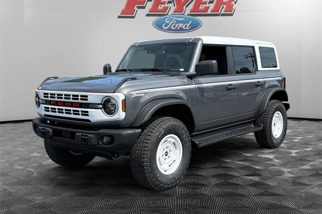 2025 Ford Bronco Heritage First Edition photo 1